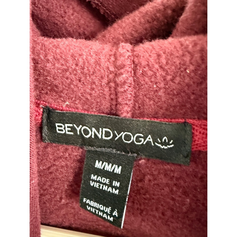 Beyond Yoga Womens Cropped Hoodie Burgundy Maroon Cotton Blend Fleece M 3818 - Picture 3 of 7